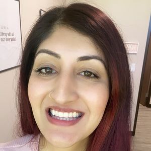 Meet your Posher, Fiza